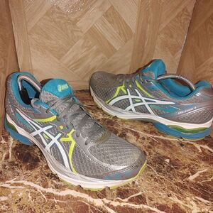 Asics women's Gel-Flux 3 gray running shoes sneaker size 11.      337